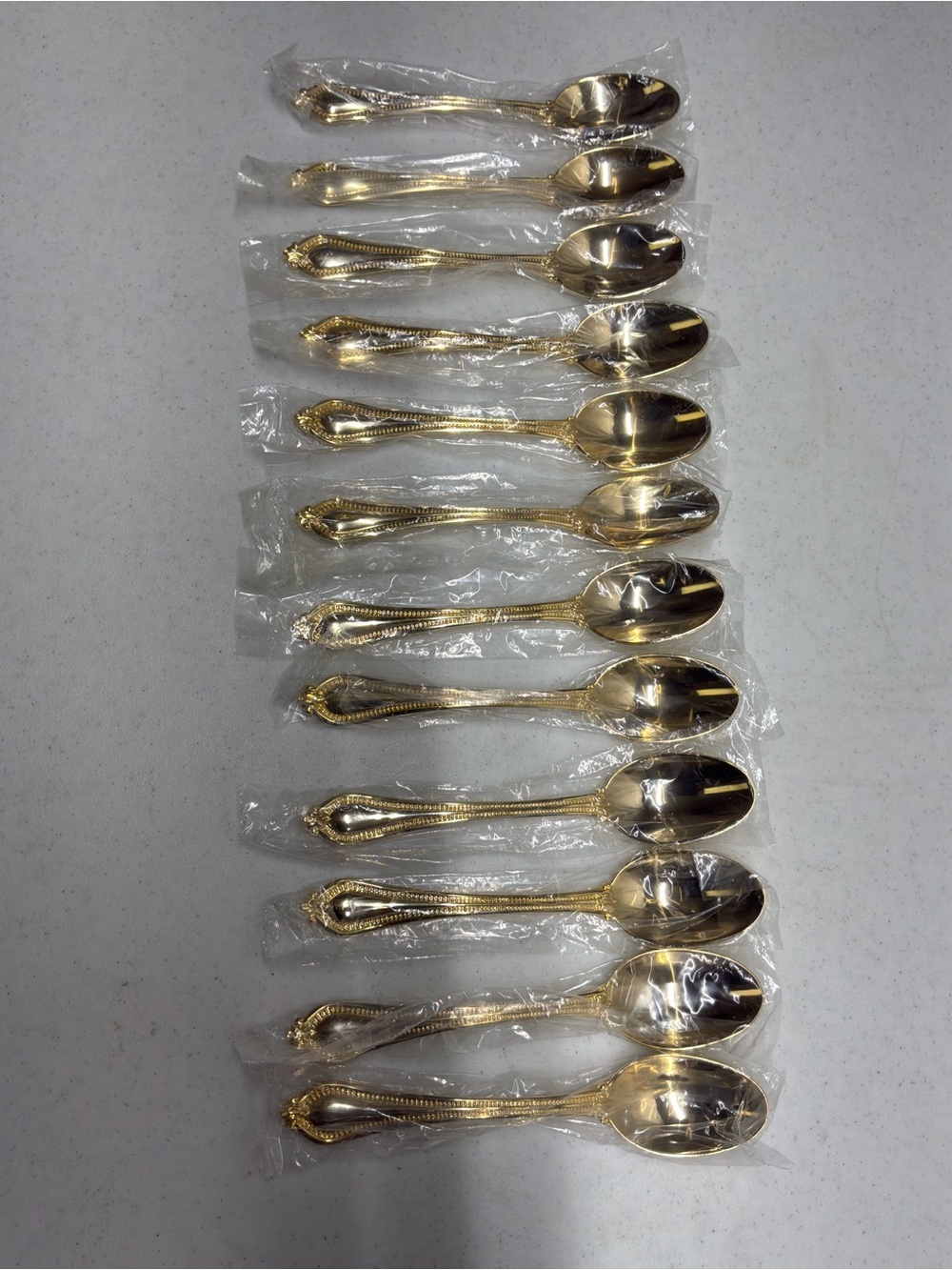 International Silver Co. Yorkshire Bead Gold Electroplate Flatware 12 Teaspoons